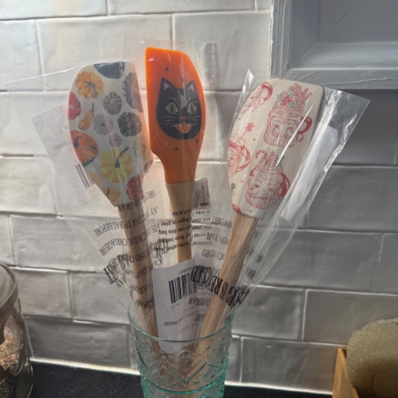 NWT Anthropologie Halloween, Thanksgiving, Christmas Spatulas Bundle - Picture 2 of 5
